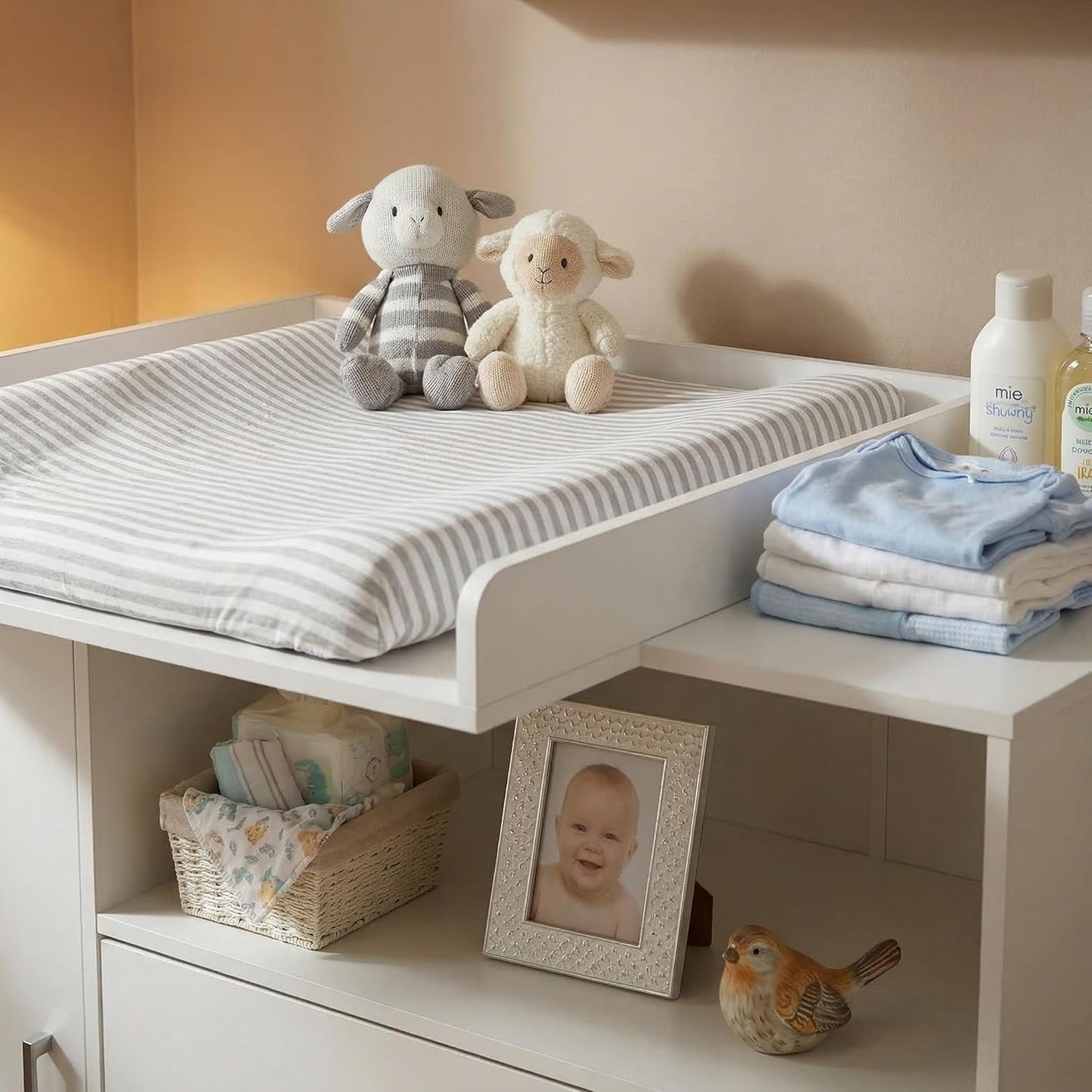ecomi Cómoda Cambiador para bebé en Madera con Plan de Cambiar, 3 cajones, 1 puerta, Altura 100 cm, Color Blanco, Dimensiones 113x100 cm, tiradores cromados