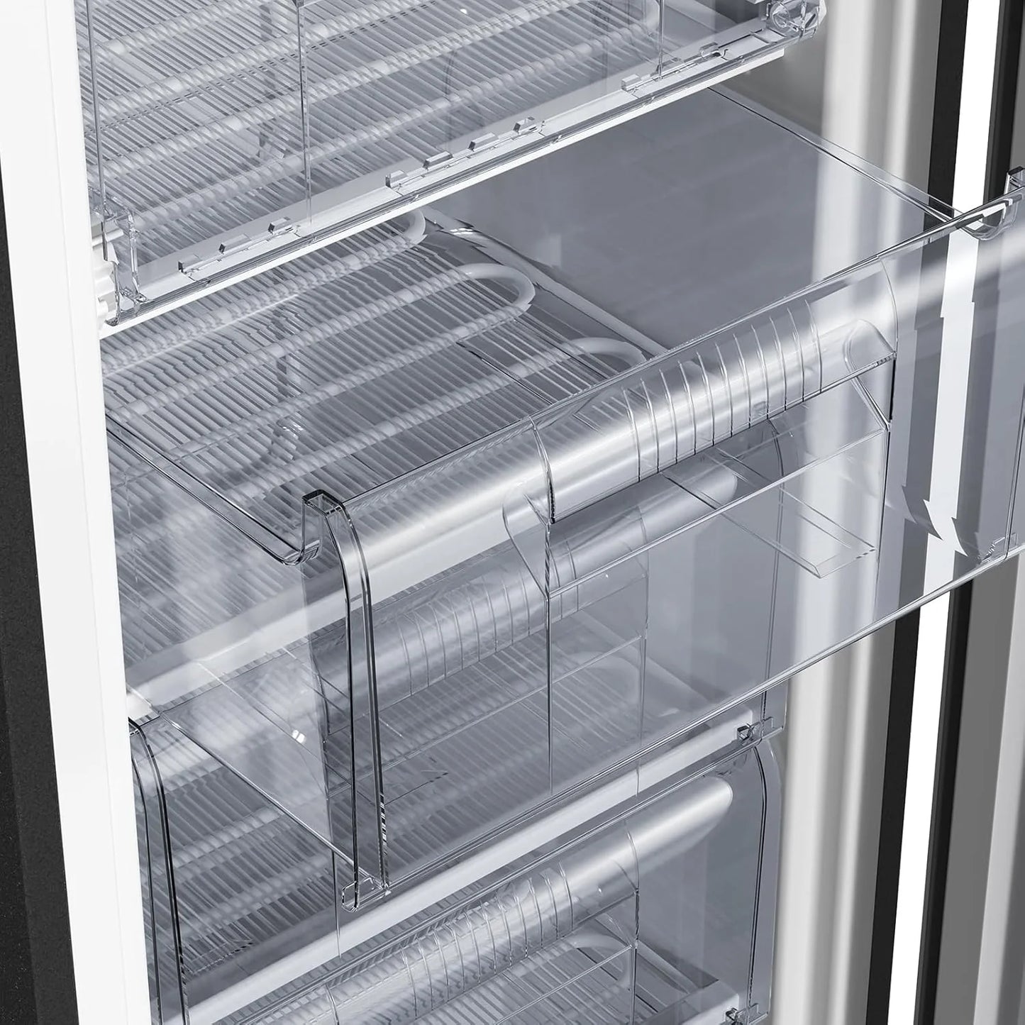 Congelador vertical independiente CHiQ, 145L de capacidad, congelación rápida, termostato ajustable, silencioso, puerta reversible, negro, clasificación energética E